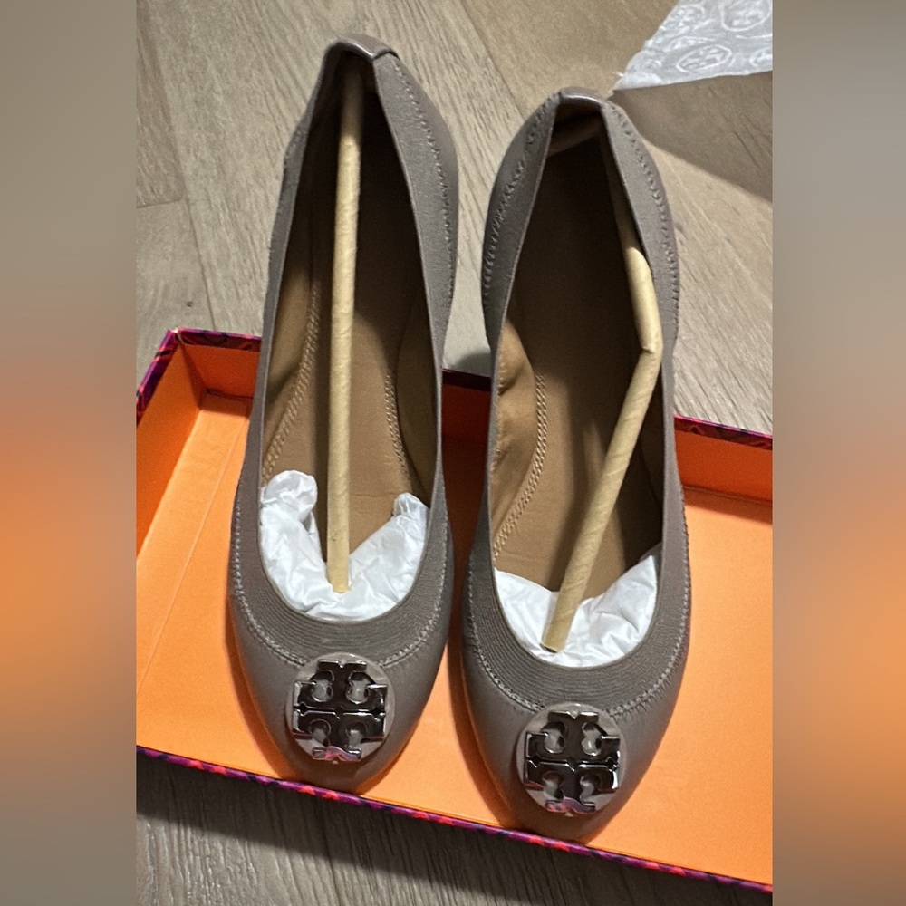 Tory Burch gray ballet flats